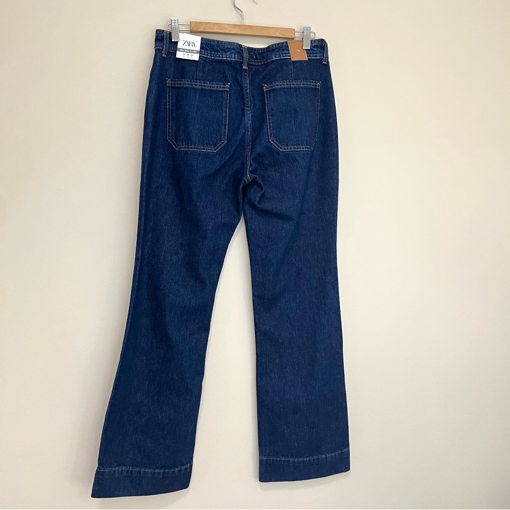 NWT ZARA Mid Rise Flare Dark Wash Jean - Size 8 - Picture 6 of 15